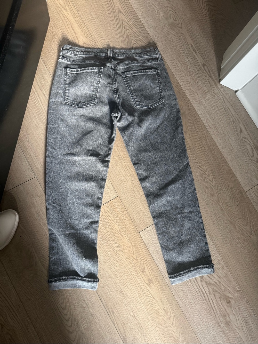 Old Navy Boyfriend Jeans Gray Black Wash | Size 6 Petite - Picture 3 of 4